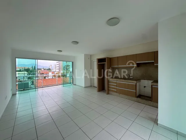 Apartamento 2 quartos e 2 banheiros, para alugar, no bairro Vila Moema em Tubarão