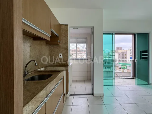 Apartamento 2 quartos e 2 banheiros, para alugar, no bairro Vila Moema em Tubarão