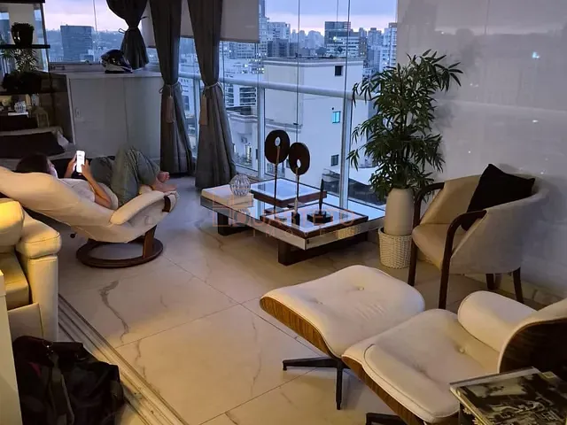 Apartamento 1 quarto e 2 banheiros, para alugar, no bairro Pinheiros em São Paulo