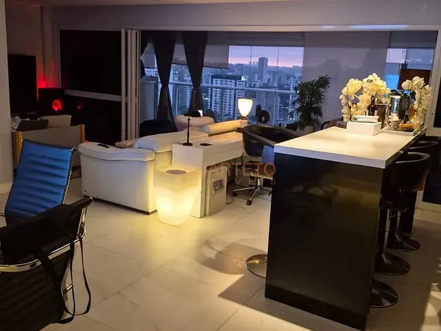 Apartamento 1 quarto e 2 banheiros, para alugar, no bairro Pinheiros em São Paulo