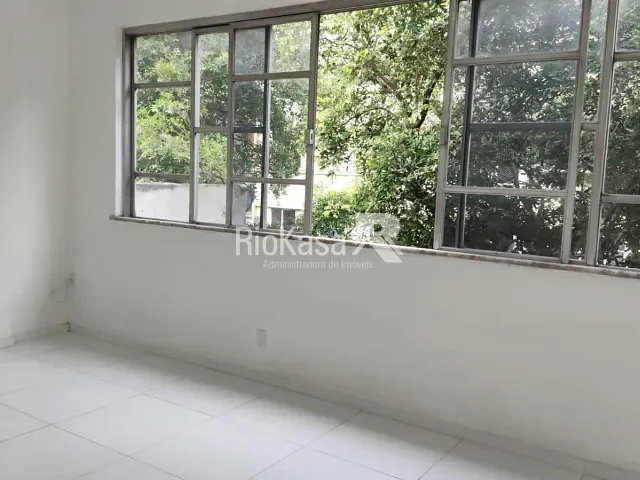 Apartamento 3 quartos e 2 banheiros, para alugar, no bairro Vila Isabel em Rio de Janeiro