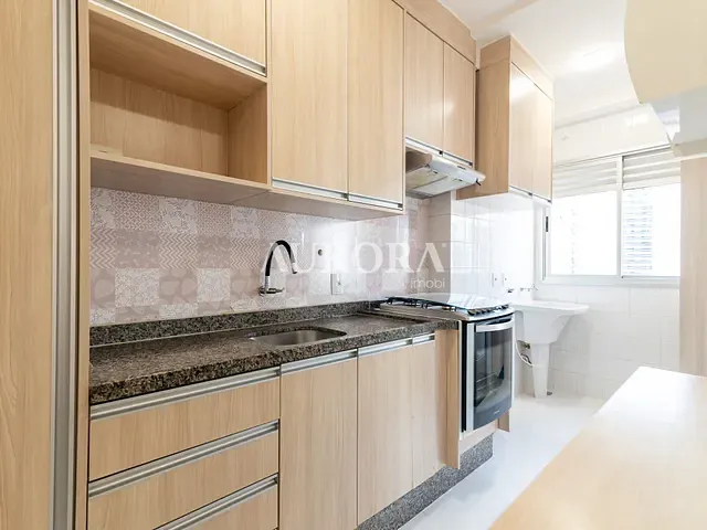 Apartamento 3 quartos e 2 banheiros, para alugar, no bairro Gleba Fazenda Palhano em Londrina