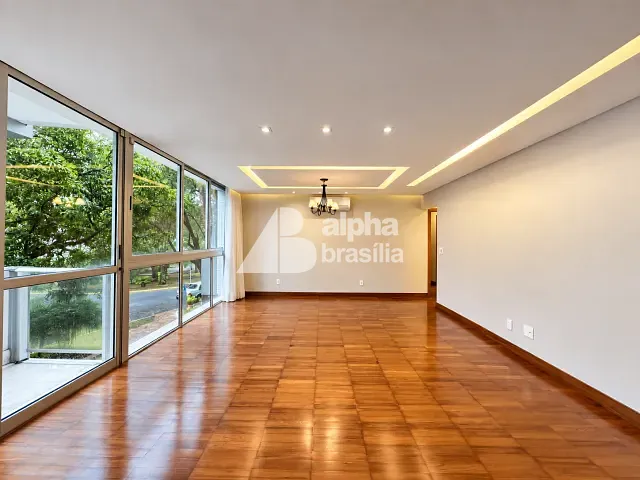 Apartamento com 165m² 4 quartos e 3 banheiros, para alugar, no bairro Asa Sul em Brasília