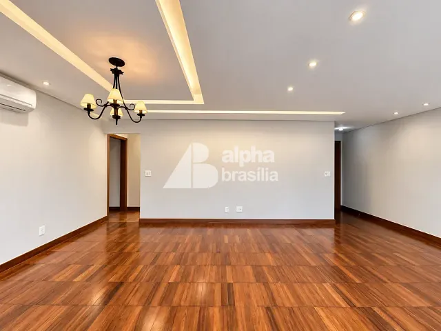Apartamento com 165m² 4 quartos e 3 banheiros, para alugar, no bairro Asa Sul em Brasília