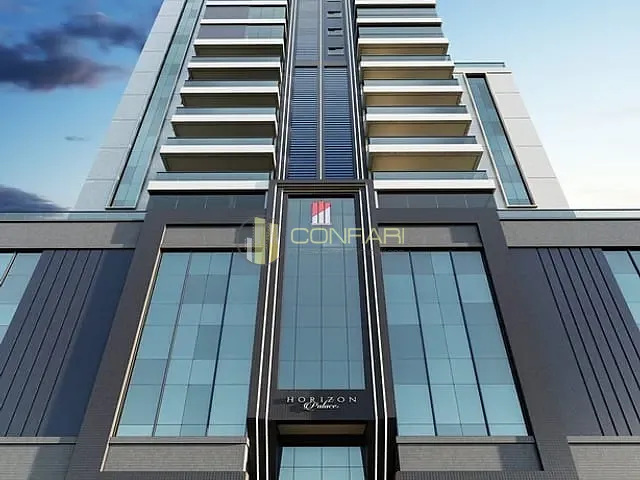 Apartamento com 300m² 4 quartos e 5 banheiros, à venda, no bairro Meia Praia em Itapema