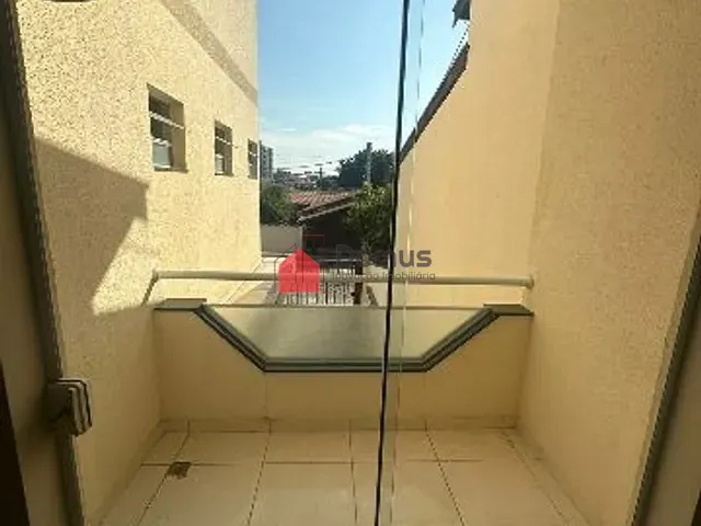Apartamento 2 quartos e 1 banheiro, para alugar, no bairro Loteamento Alfredo Abilio Flores em Pindamonhangaba