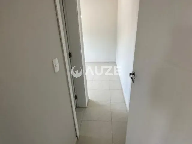 Apartamento com 24m² 1 quarto e 1 banheiro, à venda, no bairro Parolin em Curitiba