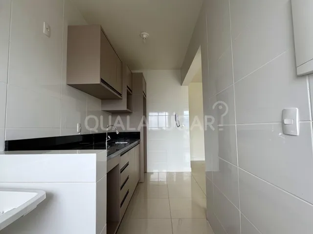 Apartamento 3 quartos e 2 banheiros, para alugar, no bairro Centro em Tubarão