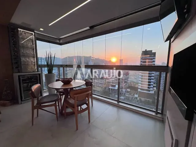 Apartamento 3 quartos e 3 banheiros, à venda, no bairro Fazenda em Itajaí