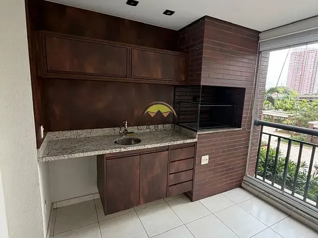 Apartamento com 170m² 3 quartos e 5 banheiros, para alugar, no bairro Água Branca em São Paulo