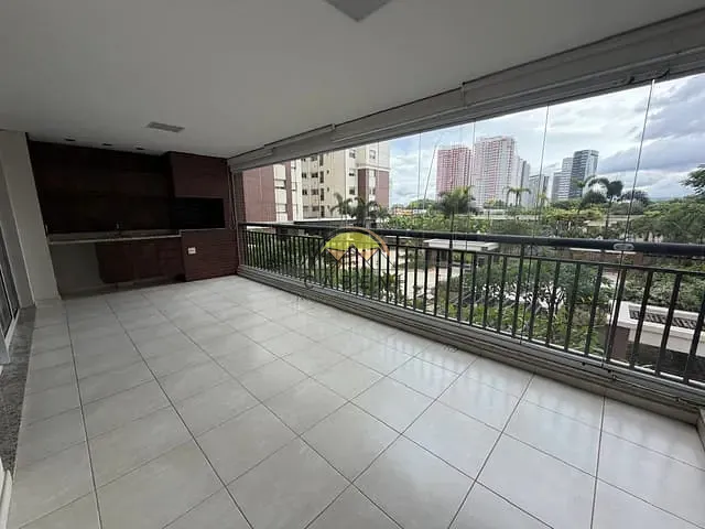 Apartamento com 170m² 3 quartos e 5 banheiros, para alugar, no bairro Água Branca em São Paulo