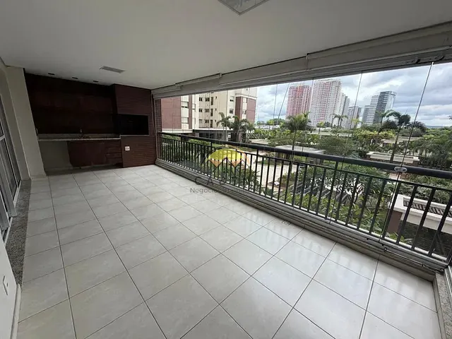 Apartamento com 170m² 3 quartos e 5 banheiros, para alugar, no bairro Água Branca em São Paulo