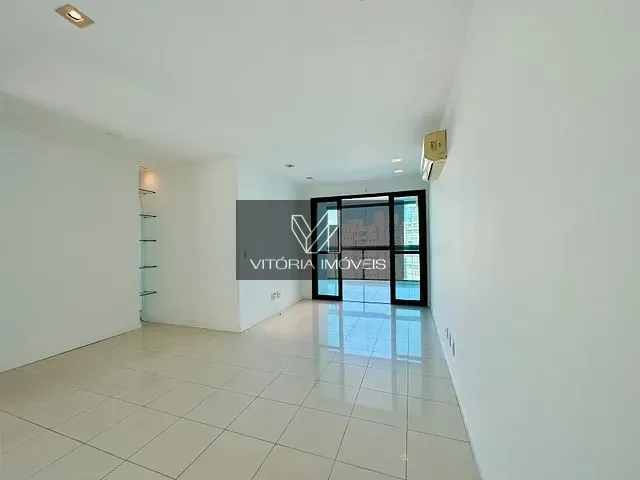 Apartamento 3 quartos e 4 banheiros, à venda, no bairro Praia do Canto em Vitória