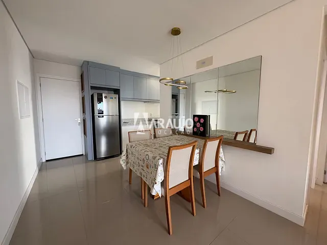 Apartamento 2 quartos e 1 banheiro, para alugar, no bairro Centro em Navegantes