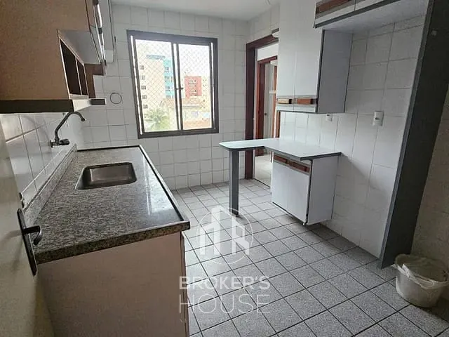 Apartamento com 100m² 3 quartos e 2 banheiros, à venda, no bairro Jardim Camburi em Vitória