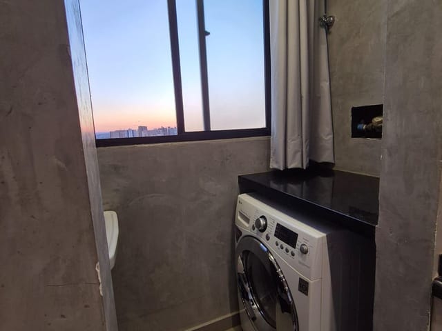 Apartamento 2 quartos e 2 banheiros, à venda, no bairro Centro em Londrina