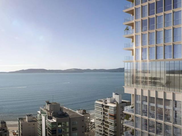 Apartamento com 286m² 4 quartos e 5 banheiros, à venda, no bairro Centro em Itapema