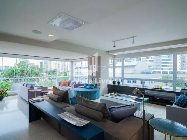 Apartamento com 225m² 3 quartos e 4 banheiros, à venda, no bairro Cidade Monções em São Paulo