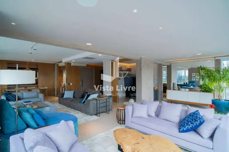 Apartamento, 3 quartos, 225 m² - Foto 2