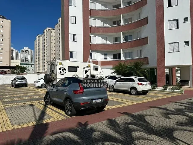 Apartamento com 70m² 2 quartos e 1 banheiro, à venda ou para alugar, no bairro Parque Senhor do Bonfim em Taubaté