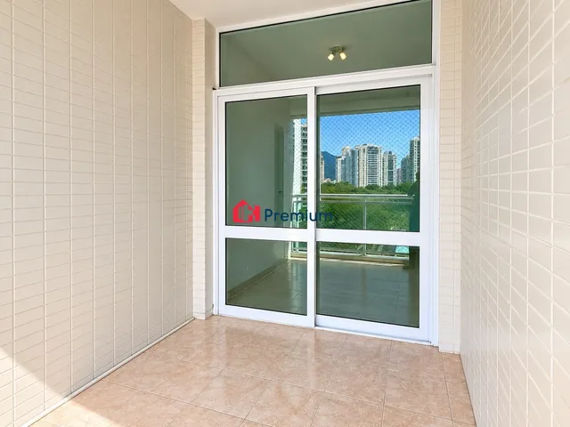 Apartamento 2 quartos e 3 banheiros, à venda, no bairro Barra da Tijuca em Rio de Janeiro