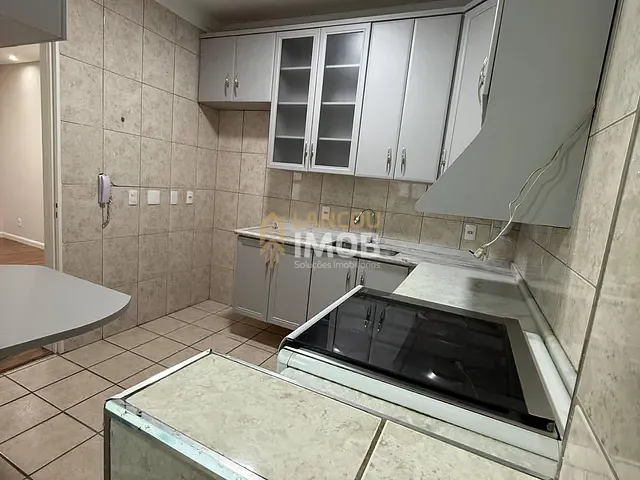 Apartamento 2 quartos e 1 banheiro, à venda, no bairro Jardim Santa Teresa em Jundiaí