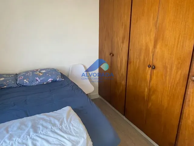 Apartamento 2 quartos e 1 banheiro, para alugar, no bairro Jardim das Indústrias em São José dos Campos