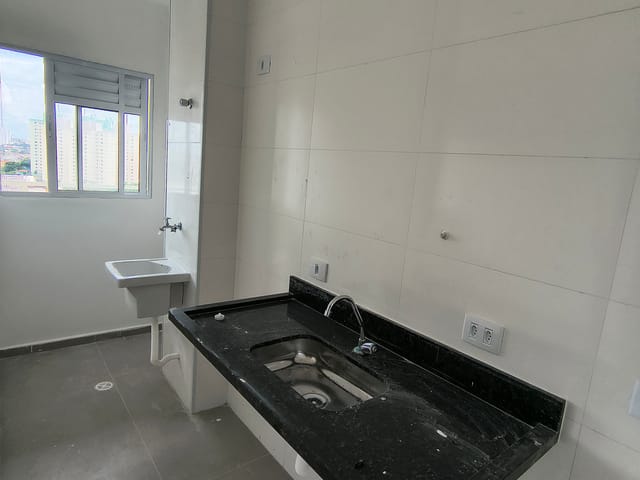 Apartamento 1 quarto e 1 banheiro, à venda, no bairro Guaianazes em São Paulo