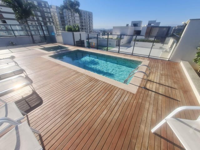 Apartamento com 43m² 2 quartos e 1 banheiro, à venda, no bairro Praça Seca em Rio de Janeiro