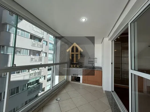 Apartamento 3 quartos e 4 banheiros, à venda ou para alugar, no bairro Campo Belo em São Paulo
