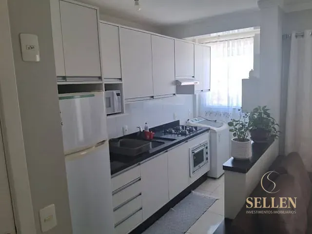 Apartamento 2 quartos e 1 banheiro, para alugar, no bairro Municípios em Balneário Camboriú