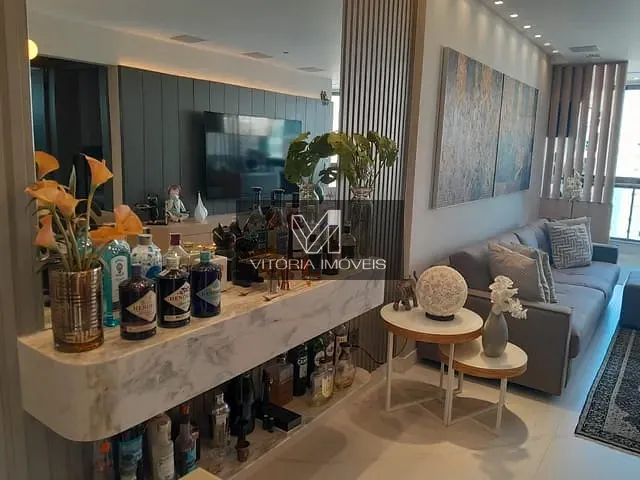 Apartamento 2 quartos e 2 banheiros, à venda, no bairro Praia do Canto em Vitória