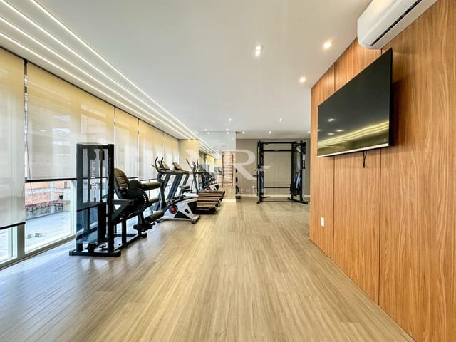 Apartamento com 191m² 3 quartos e 4 banheiros, à venda, no bairro Meia Praia em Itapema