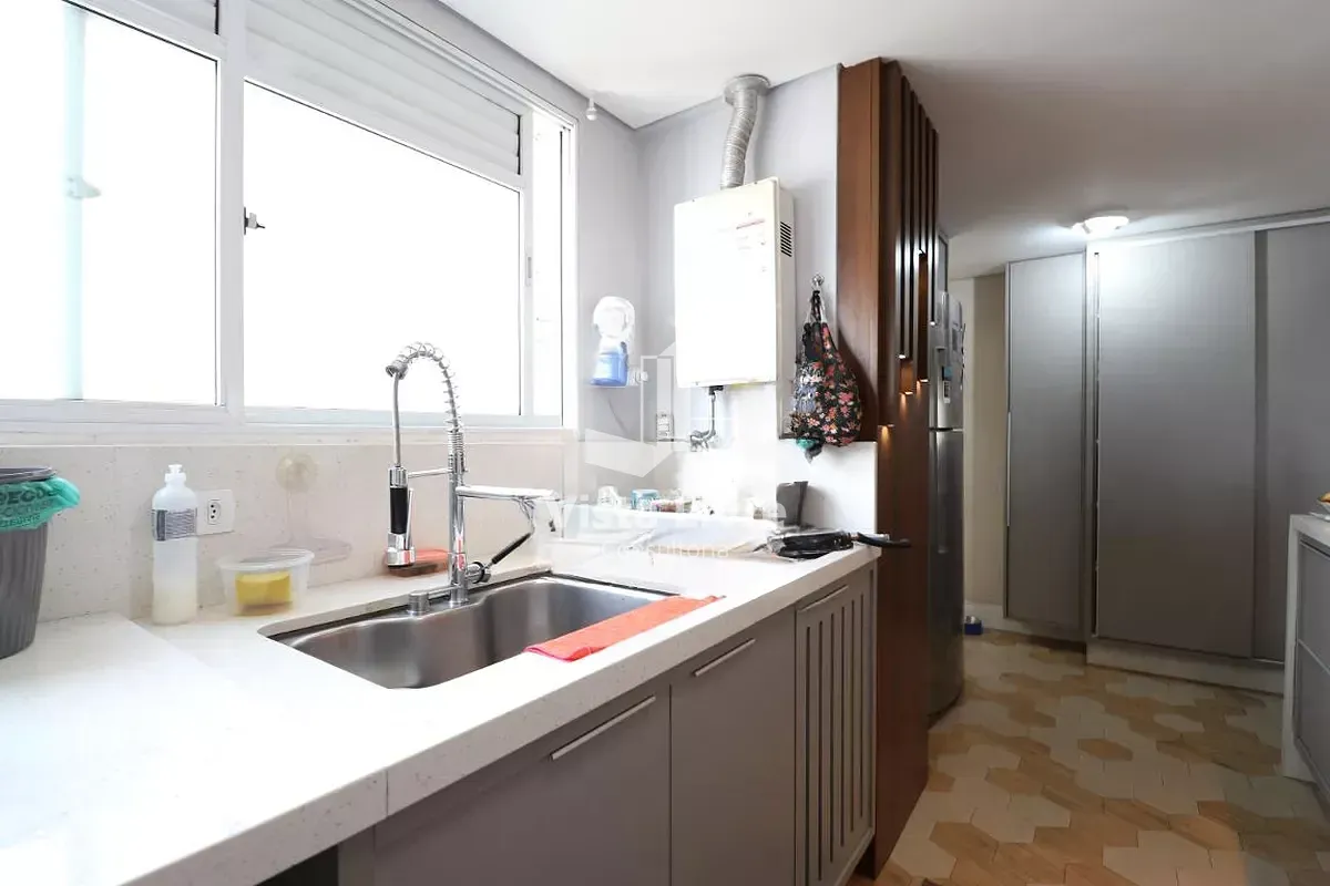 Apartamento, 3 quartos, 216 m² - Foto 9
