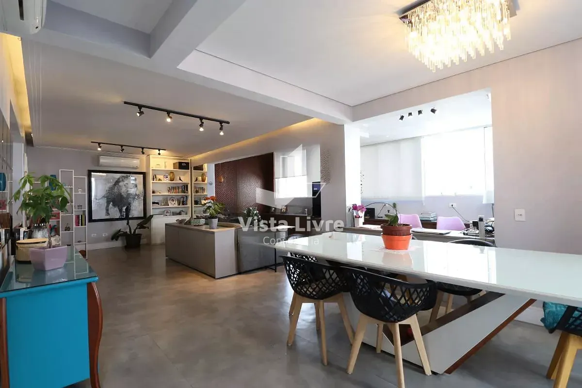 Apartamento, 3 quartos, 216 m² - Foto 1