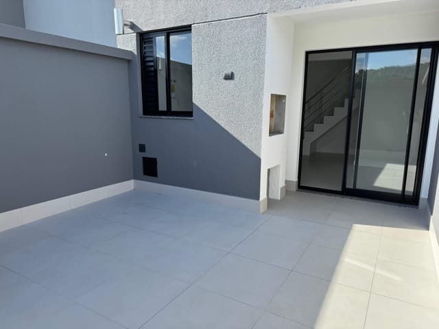 Apartamento com 70m² 1 quarto e 1 banheiro, à venda, no bairro Estados em Balneário Camboriú