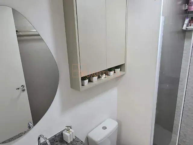 Apartamento 2 quartos e 1 banheiro, à venda ou para alugar, no bairro Barra Funda em São Paulo