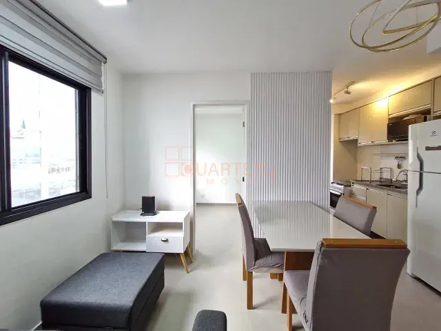 Apartamento 2 quartos e 1 banheiro, à venda ou para alugar, no bairro Barra Funda em São Paulo