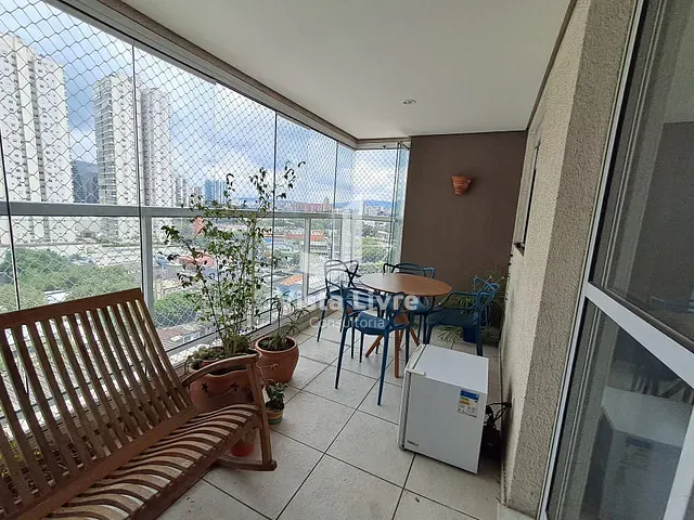 Apartamento com 75m² 3 quartos e 2 banheiros, à venda, no bairro Barra Funda em São Paulo