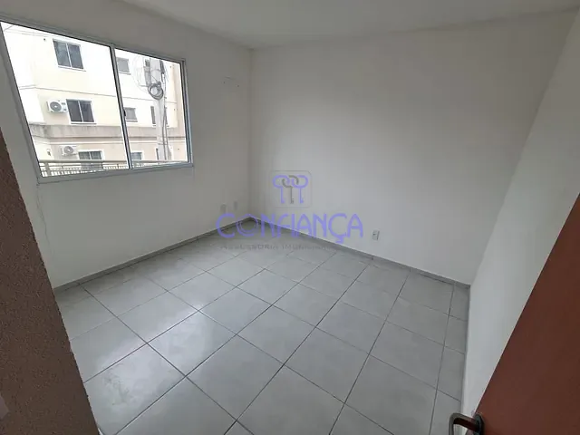 Apartamento 2 quartos e 1 banheiro, à venda, no bairro Paciência em Rio de Janeiro