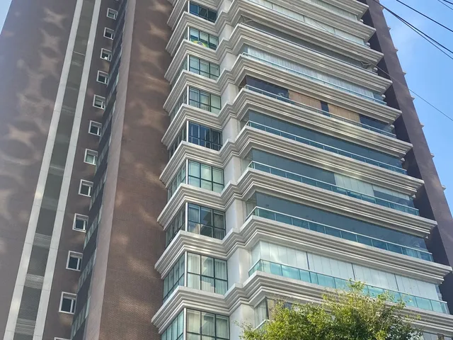 Apartamento 5 quartos e 6 banheiros, à venda, no bairro Vila Gomes Cardim em São Paulo