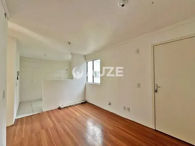 Apartamento com 40m² 2 quartos e 1 banheiro, à venda, no bairro Jardim Itaqui em Campo Largo