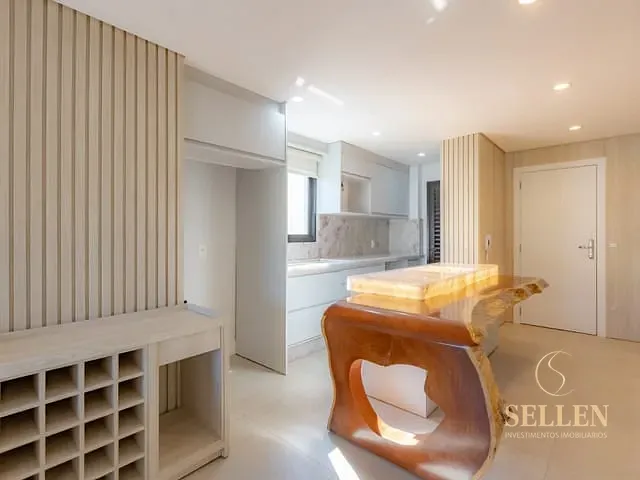 Apartamento 2 quartos e 2 banheiros, à venda, no bairro Praia Brava de Itajaí em Itajaí
