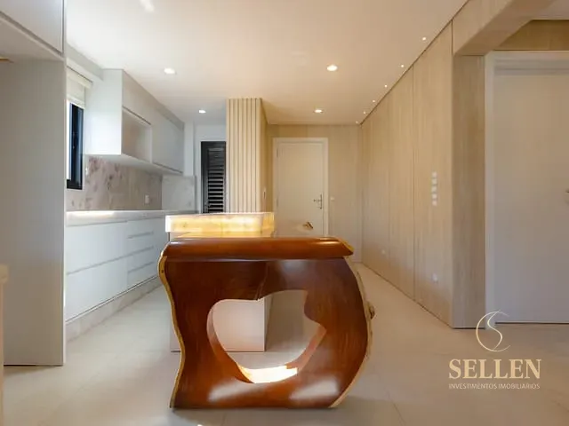 Apartamento 2 quartos e 2 banheiros, à venda, no bairro Praia Brava de Itajaí em Itajaí