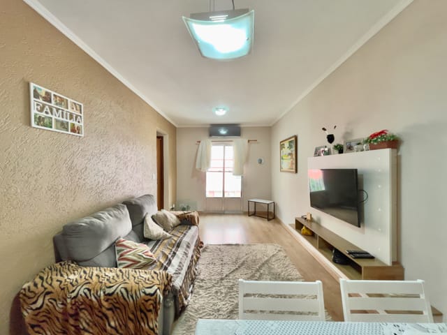 Foto do Apartamento - Apartamento para venda em Vila Inglesa com 2 quartos , 57m² | Correteria Imóveis
