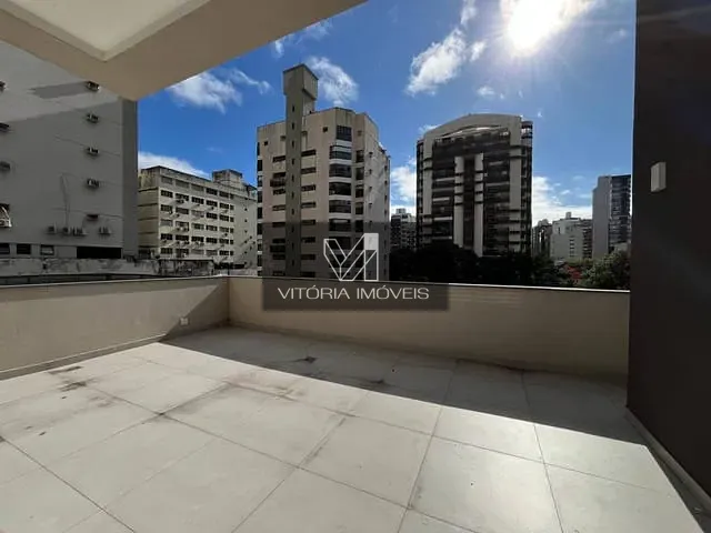 Apartamento 3 quartos e 2 banheiros, para alugar, no bairro Praia do Canto em Vitória