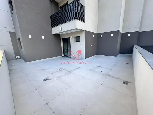 Apartamento 3 quartos e 2 banheiros, para alugar, no bairro Praia do Canto em Vitória