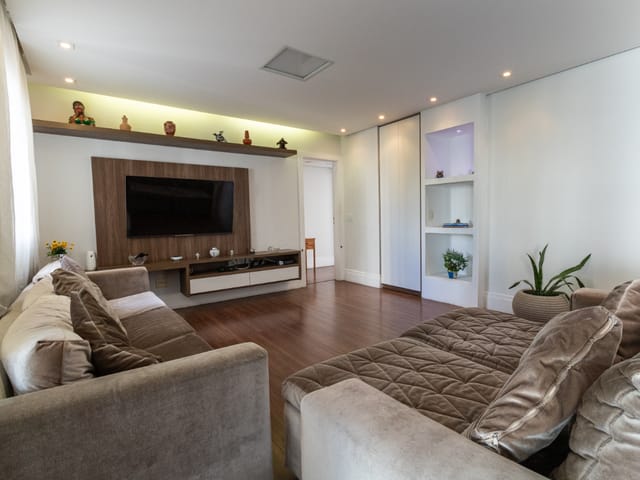 Apartamento com 177m² 4 quartos e 4 banheiros, à venda, no bairro Vila Romana em São Paulo