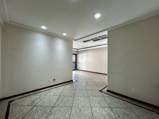 Foto do Apartamento - Apartamento 3 quartos, 2 suítes, no miolo da Praia do Canto | Vitoria Imóveis