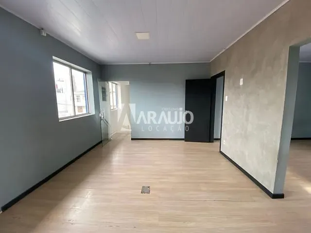 Apartamento 1 quarto e 1 banheiro, para alugar, no bairro Centro em Itajaí